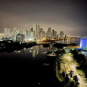 Apartment Amazing 3br Penthouse, Full Kitchen, Pool, Bar, Dedicated Workspace, Cartagena
